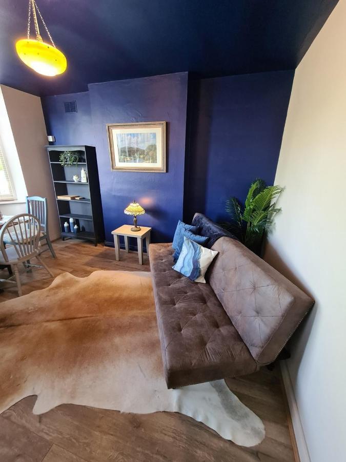 Rumer Hill House A Unique Boutique Styled Place To Stay In Cannock Close To A5 The Mcarthur Glen Outlet Great Wyrley エクステリア 写真